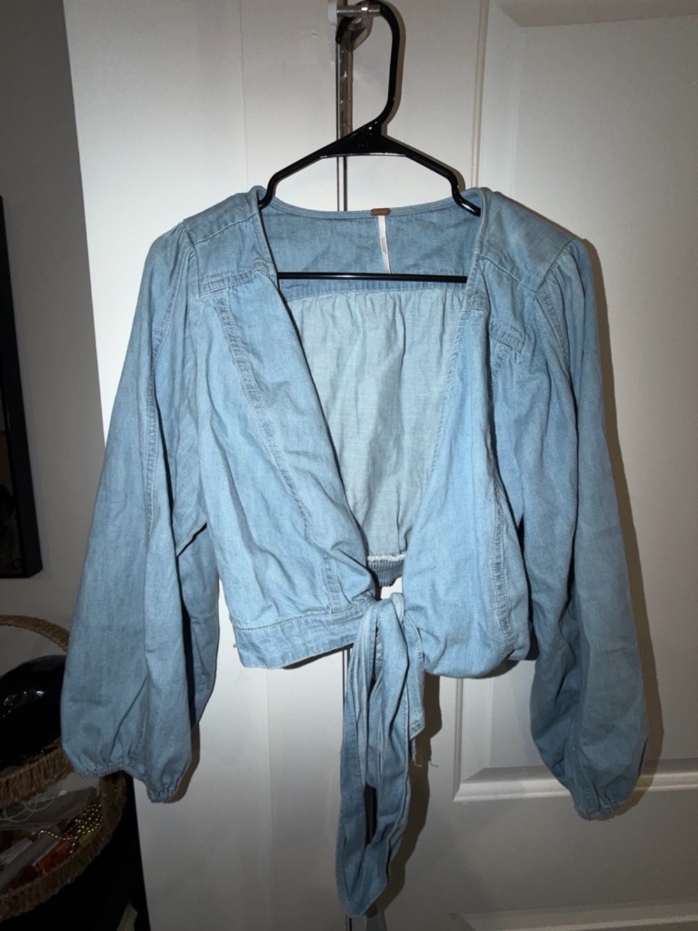 Free People Light Blue Tie-Front Denim Crop Blouse